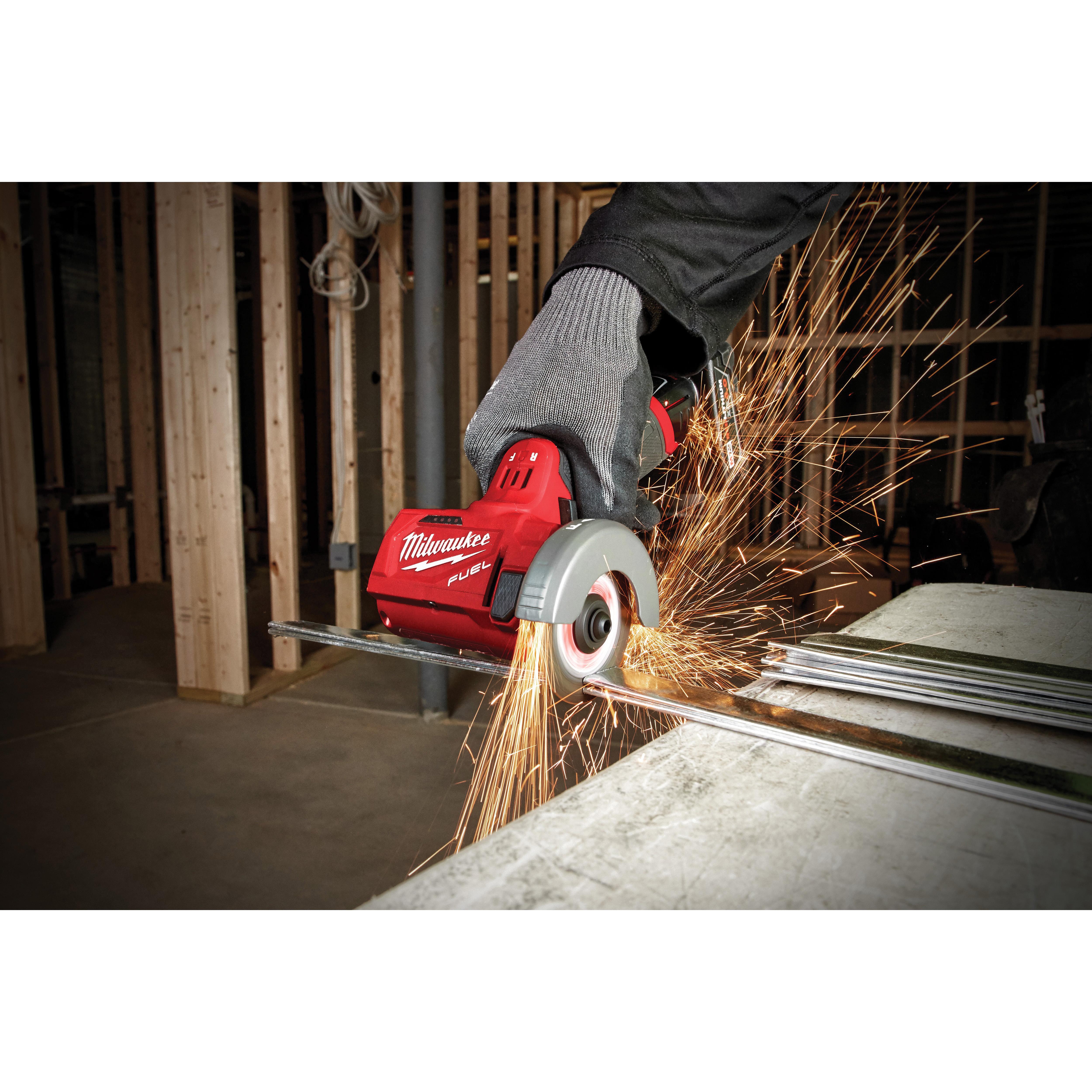 Milwaukee&reg; 2522-21XC MWK2522-21XC