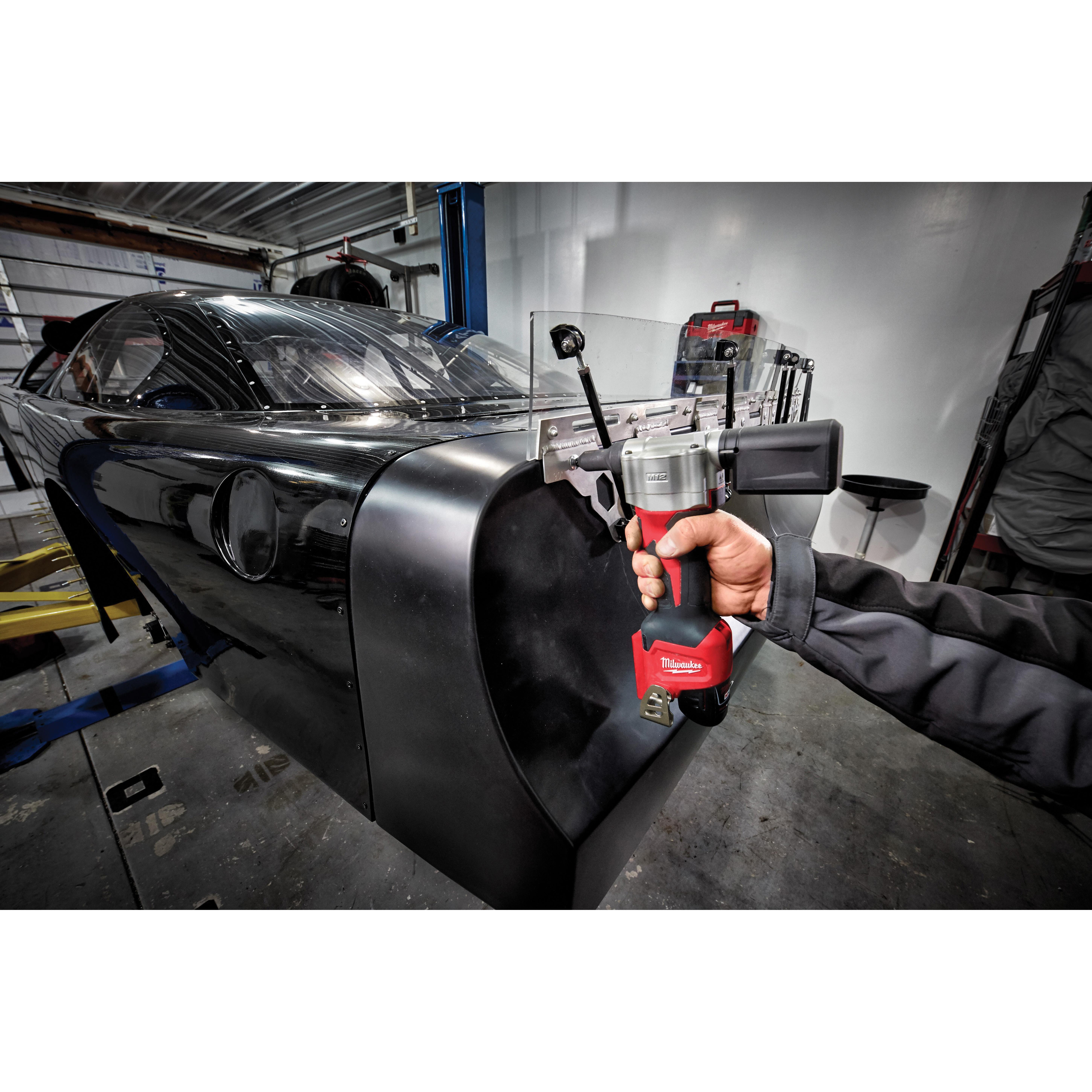 Milwaukee® 2550-22 MWK2550-22