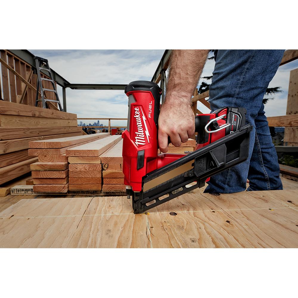 Milwaukee® 2745-21 MWK2745-21