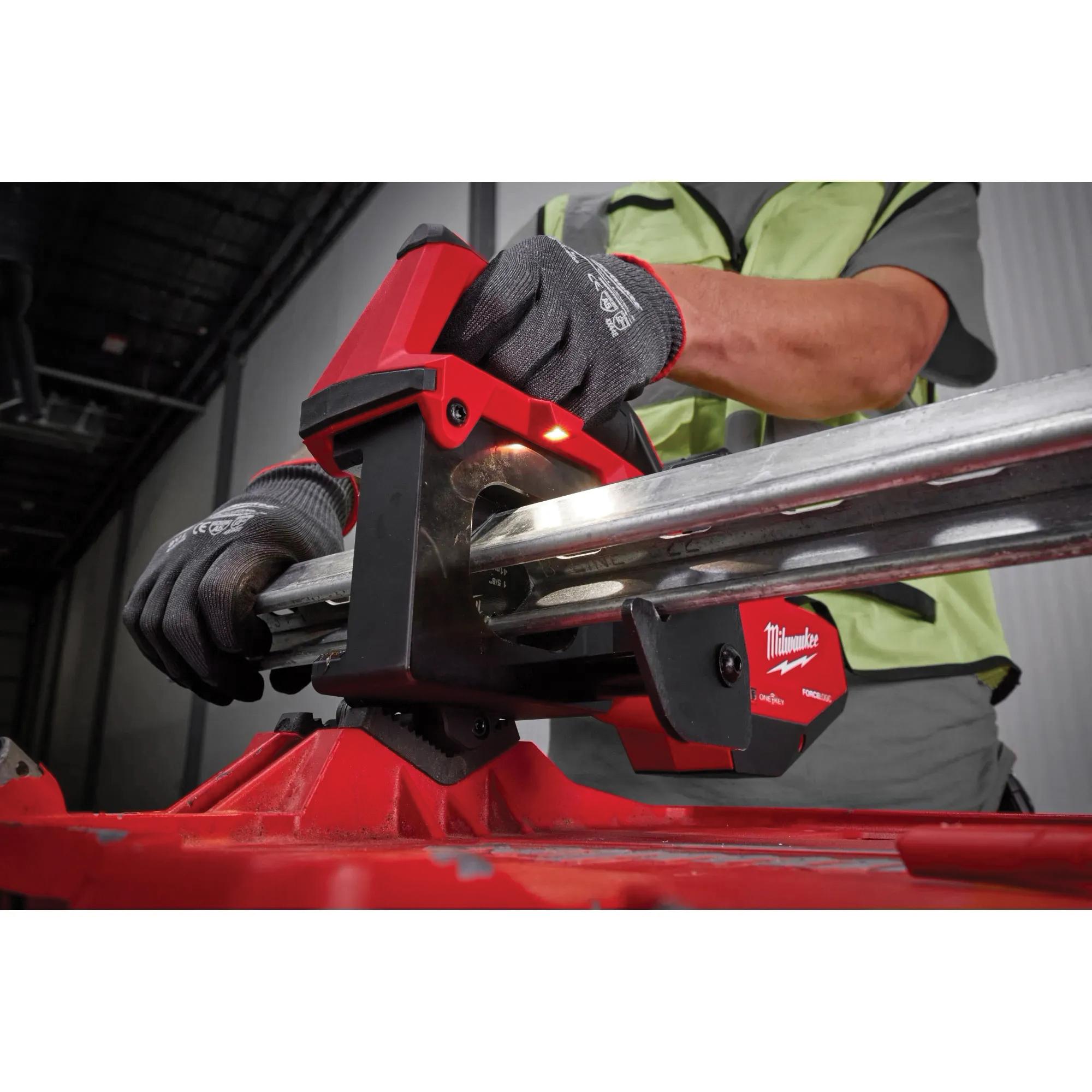 Milwaukee&reg; 2933-21 MWK2933-21