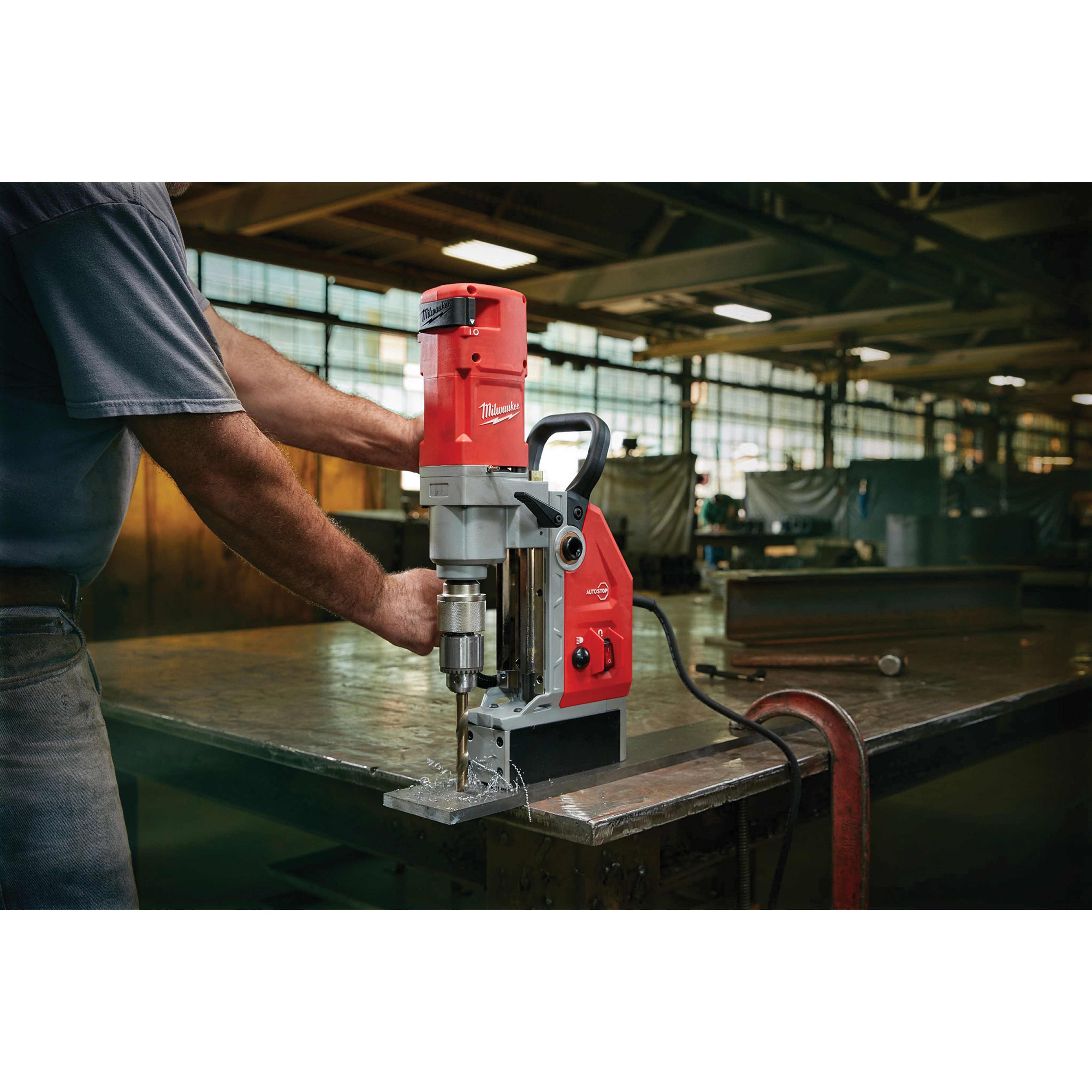 Milwaukee&reg; 4272-21 MWK4272-21