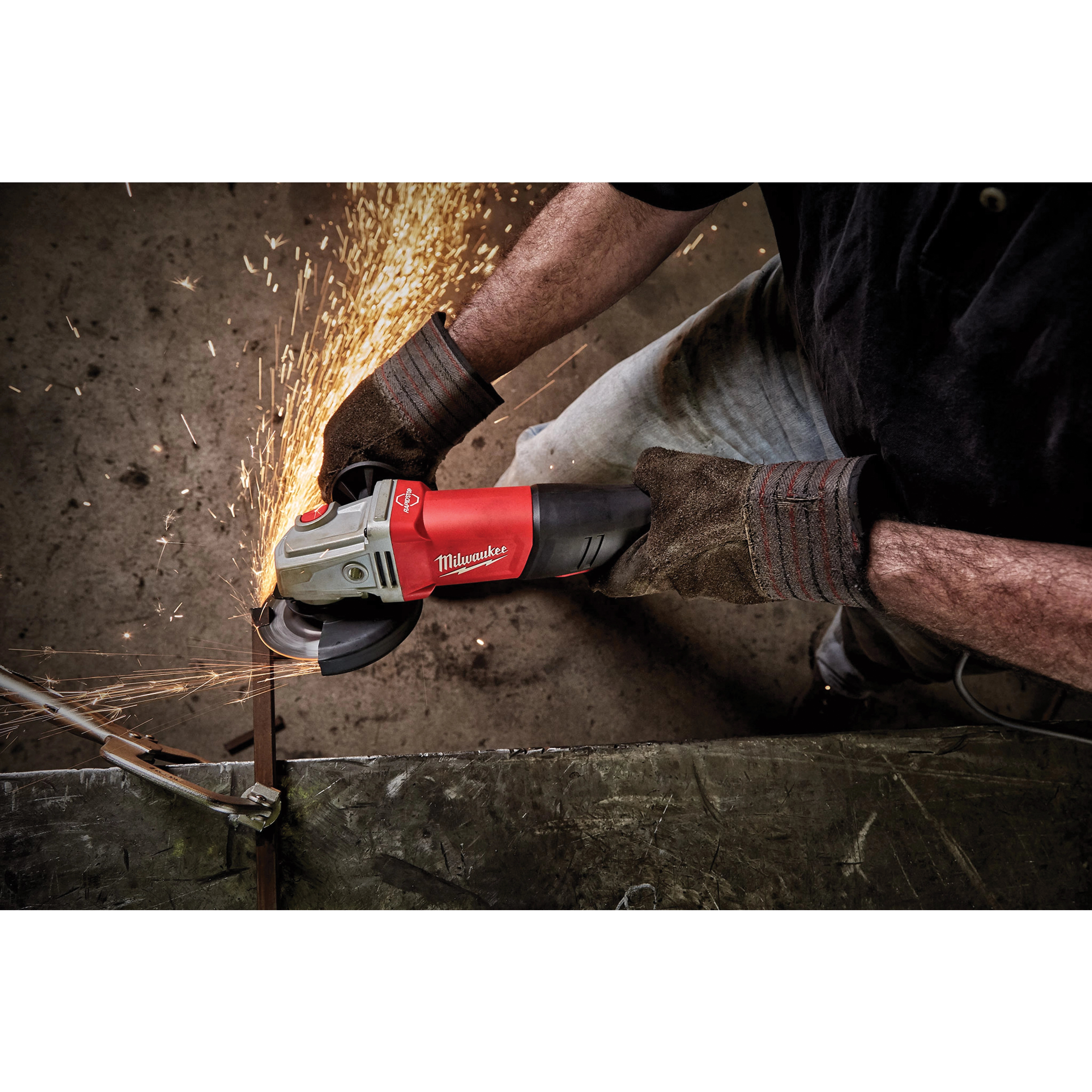 Milwaukee&reg; 6143-31 MWK6143-31
