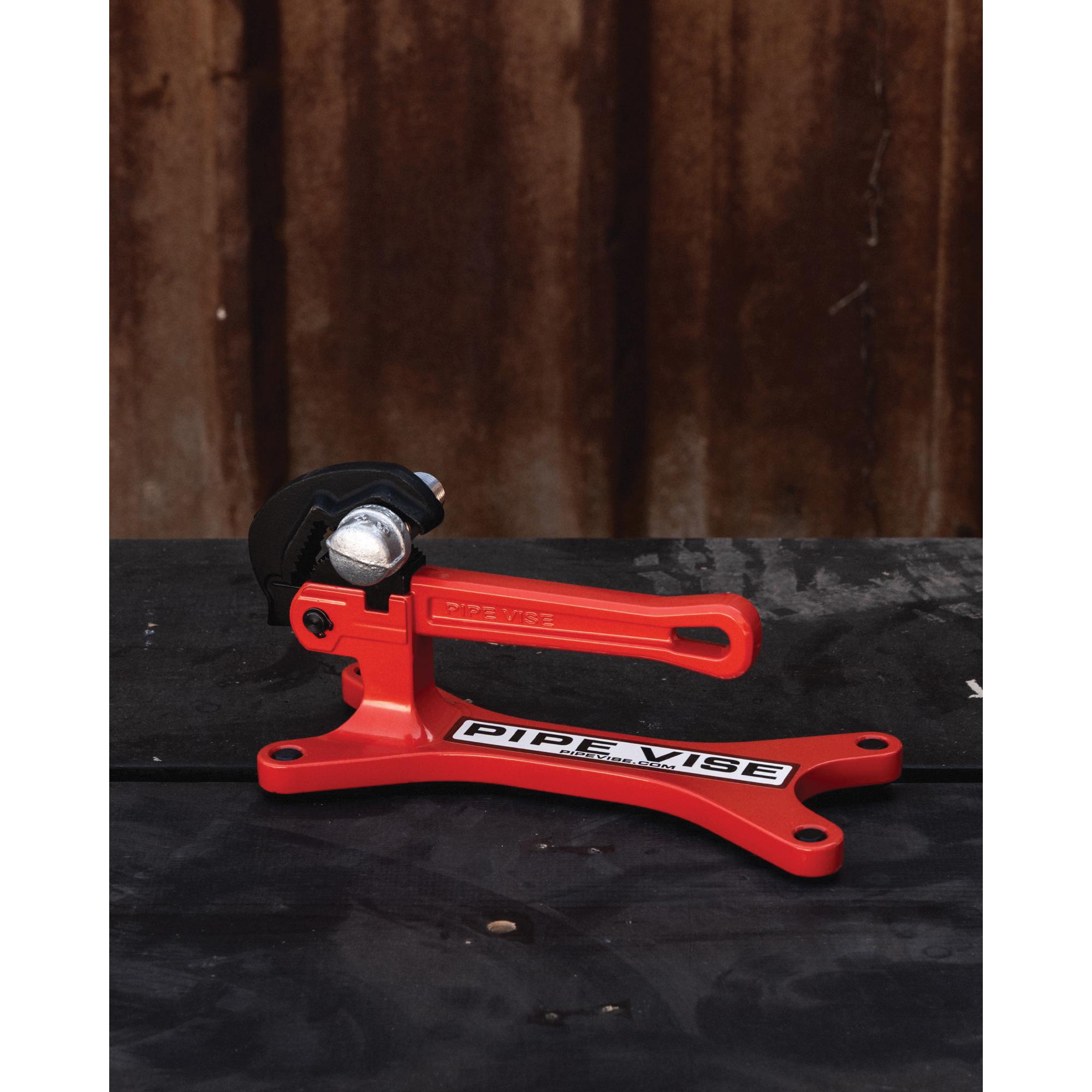 PIPE VISE™ APV01 PIVAPV01